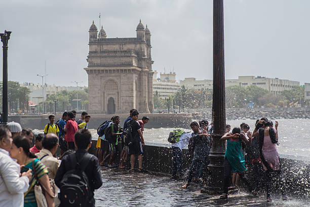 Musonlar nedirAltın Üçgen'deki MusonlarUzak Kuzey Eyaletlerinde MusonlarOrta Hindistan'da MusonlarGüney Hindistan'da MusonlarYağmurlu Mevsimde Hindistan'ı GezmekMusonlar Sırasında Gidilecek En İyi 4 YerHindistan'da Seyahat Ederken Neler PaketlemeliYağmurlu Sezon Seyahat ve Güvenlik İpuçları